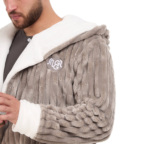 Snuggs Blanket Robe Engraved Lines Cafe